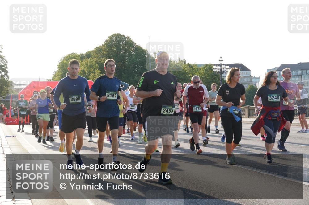 07.09.2025 - BARMER Alsterlauf Yannick Fuchs http://msf.ph/oto/8733616 07.09.2025 09:07:06 Laufen 969, 007, 8157, 3998, 3248, 3086, 139, 2493, 3672 meine-sportfotos.de