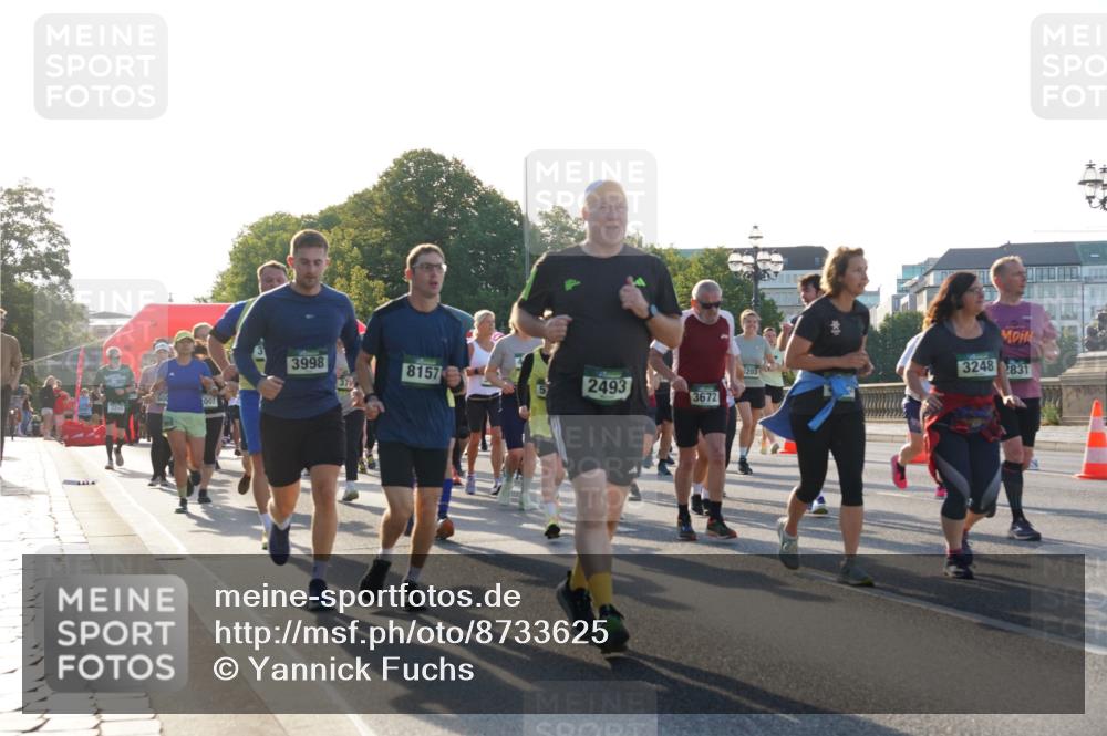 07.09.2025 - BARMER Alsterlauf Yannick Fuchs http://msf.ph/oto/8733625 07.09.2025 09:07:06 Laufen 2240, 3998, 8157, 378, 5, 2493, 3672, 1203, 3248, 2831 meine-sportfotos.de
