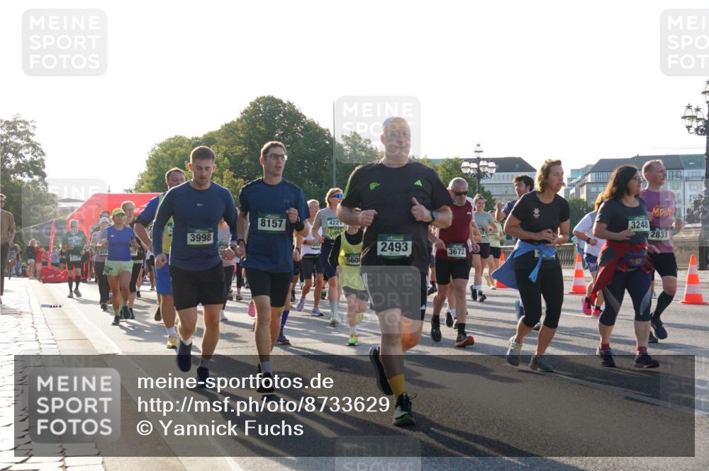 07.09.2025 - BARMER Alsterlauf Yannick Fuchs http://msf.ph/oto/8733629 07.09.2025 09:07:07 Laufen 608, 3998, 8157, 4221, 308, 560, 2493, 3672, 3248, 2831 meine-sportfotos.de