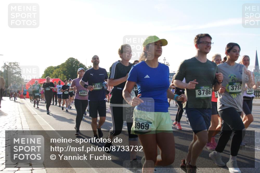 07.09.2025 - BARMER Alsterlauf Yannick Fuchs http://msf.ph/oto/8733732 07.09.2025 09:07:12 Laufen 6171, 4457, 6083, 3197, 3969, 3786, 203, 3787, 308 meine-sportfotos.de