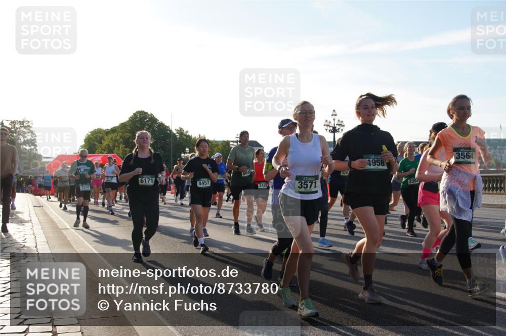 07.09.2025 - BARMER Alsterlauf Yannick Fuchs http://msf.ph/oto/8733780 07.09.2025 09:07:15 Laufen 4519, 2249, 6171, 5040, 4457, 378, 3429, 3571, 4958, 339, 3564 meine-sportfotos.de