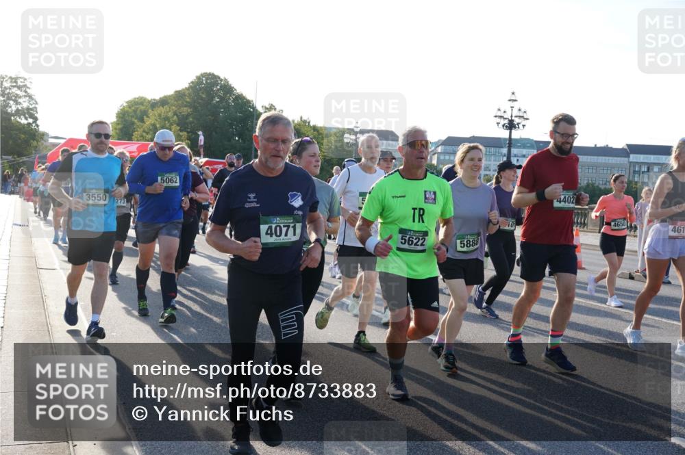 07.09.2025 - BARMER Alsterlauf Yannick Fuchs http://msf.ph/oto/8733883 07.09.2025 09:07:24 Laufen 3550, 273, 5062, 4071, 5622, 5888, 4402, 4650, 461 meine-sportfotos.de