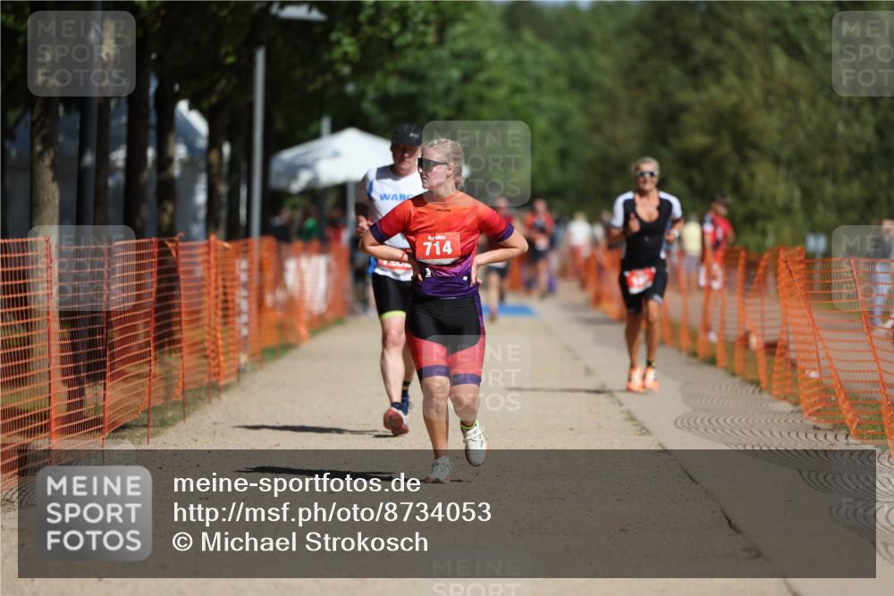 07.09.2025 - 19. Norderstedt Triathlon Michael Strokosch http://msf.ph/oto/8734053 07.09.2025 12:16:14 Laufen 186, 714, 1282 meine-sportfotos.de