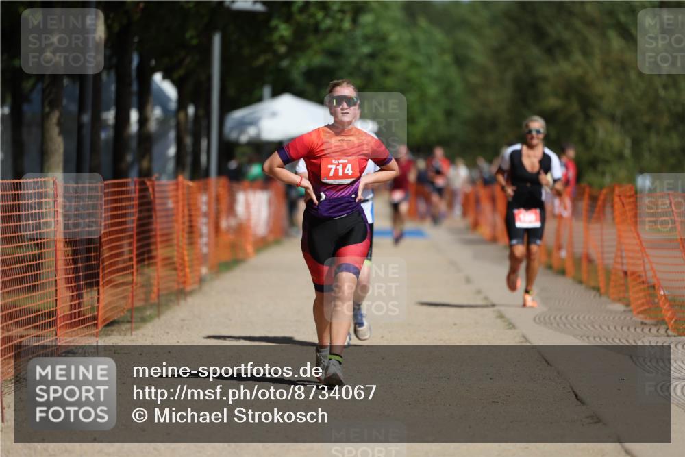 07.09.2025 - 19. Norderstedt Triathlon Michael Strokosch http://msf.ph/oto/8734067 07.09.2025 12:16:15 Laufen 186, 714, 1282 meine-sportfotos.de
