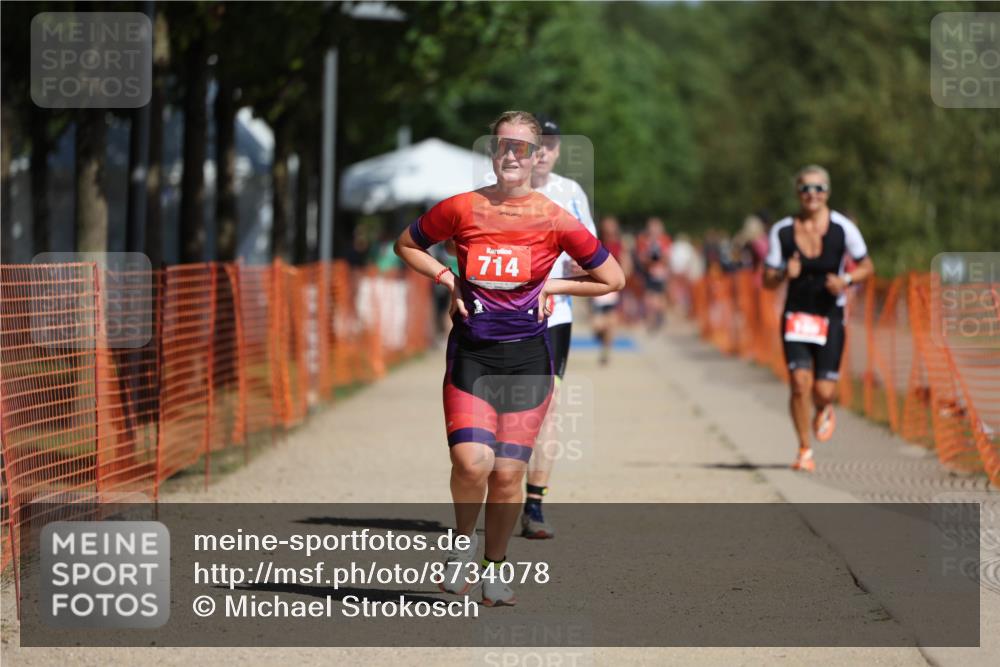 07.09.2025 - 19. Norderstedt Triathlon Michael Strokosch http://msf.ph/oto/8734078 07.09.2025 12:16:16 Laufen 186, 714, 1282 meine-sportfotos.de