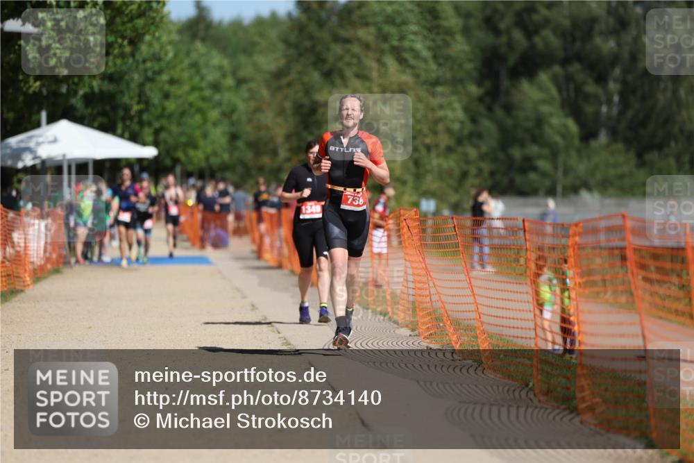 07.09.2025 - 19. Norderstedt Triathlon Michael Strokosch http://msf.ph/oto/8734140 07.09.2025 12:16:34 Laufen 736, 823, 1349 meine-sportfotos.de