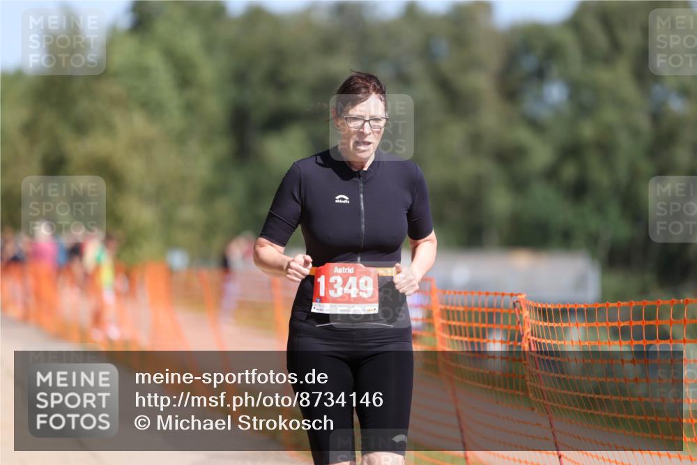 07.09.2025 - 19. Norderstedt Triathlon Michael Strokosch http://msf.ph/oto/8734146 07.09.2025 12:16:42 Laufen 736, 1349 meine-sportfotos.de