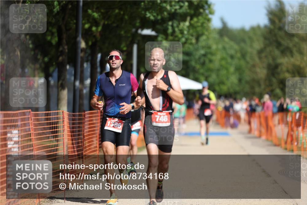 07.09.2025 - 19. Norderstedt Triathlon Michael Strokosch http://msf.ph/oto/8734168 07.09.2025 12:16:50 Laufen 746, 796, 1306 meine-sportfotos.de