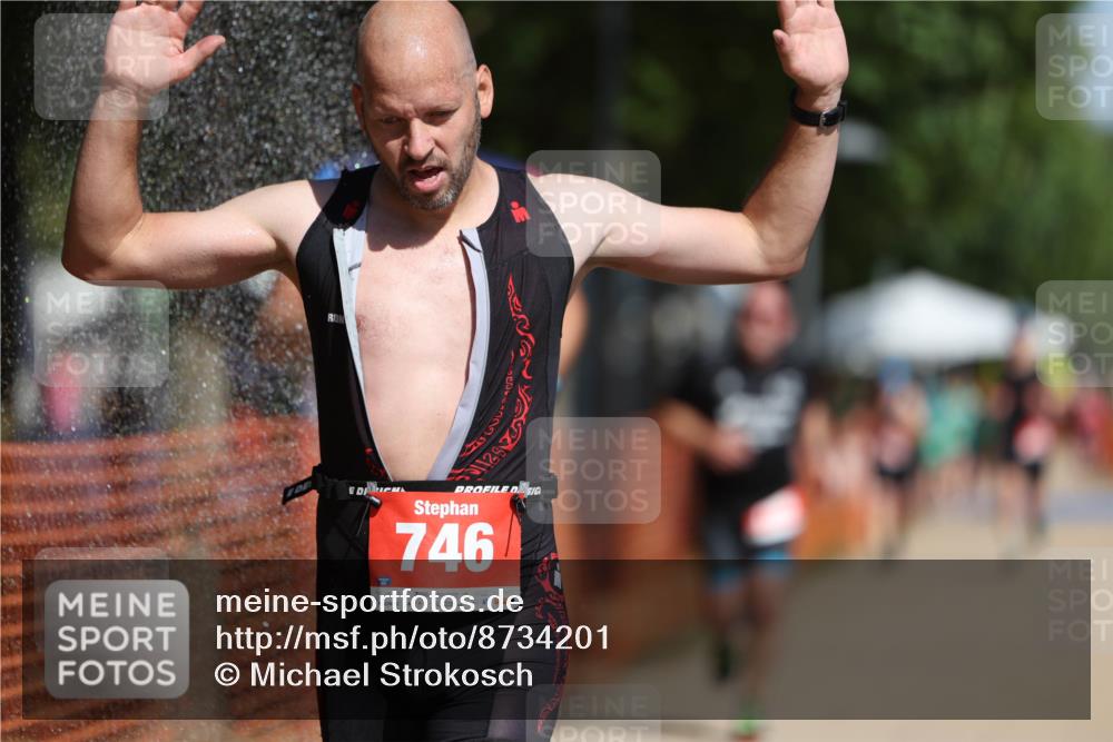 07.09.2025 - 19. Norderstedt Triathlon Michael Strokosch http://msf.ph/oto/8734201 07.09.2025 12:16:53 Laufen 746, 796, 1306 meine-sportfotos.de