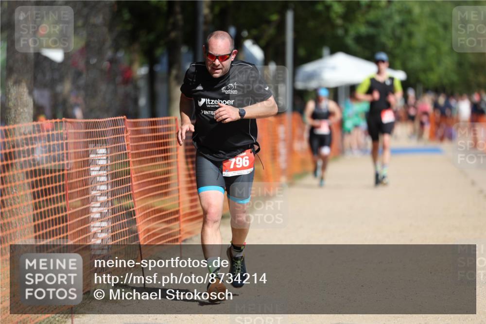 07.09.2025 - 19. Norderstedt Triathlon Michael Strokosch http://msf.ph/oto/8734214 07.09.2025 12:16:54 Laufen 746, 796, 1306 meine-sportfotos.de