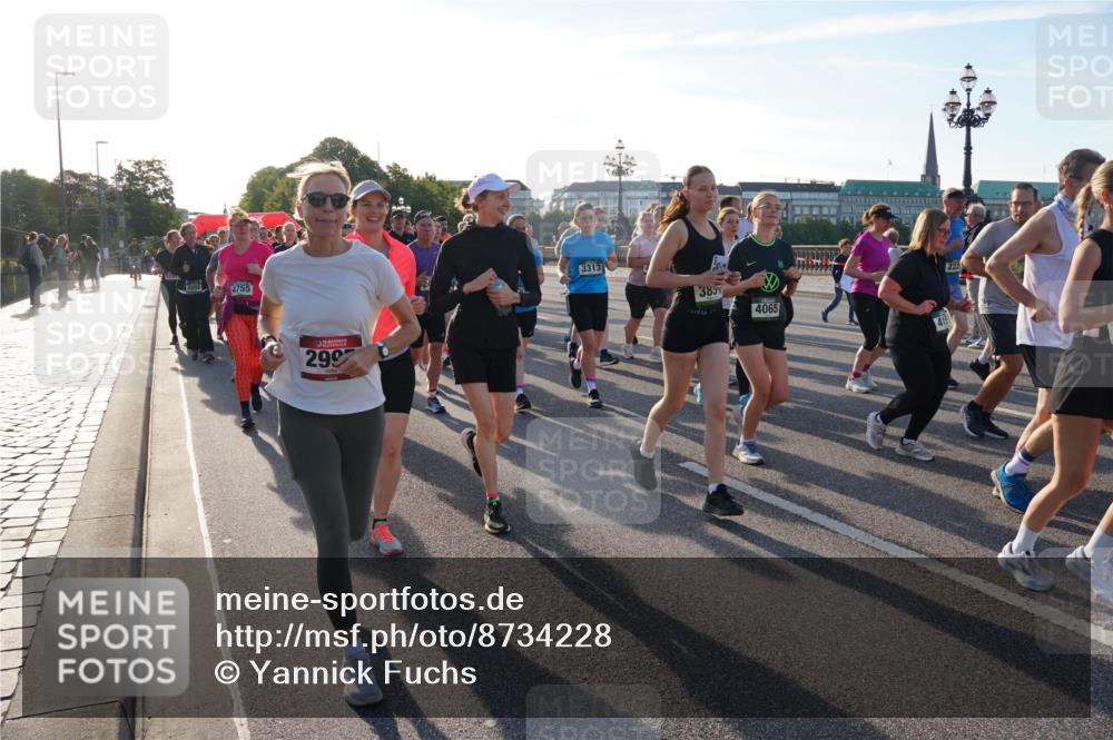 07.09.2025 - BARMER Alsterlauf Yannick Fuchs http://msf.ph/oto/8734228 07.09.2025 09:07:54 Laufen 4755, 2997, 3313, 383, 4065, 222 meine-sportfotos.de