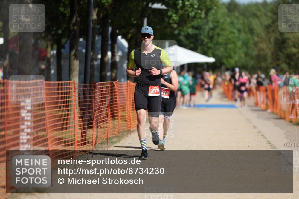 07.09.2025 - 19. Norderstedt Triathlon Michael Strokosch http://msf.ph/oto/8734230 07.09.2025 12:17:00 Laufen 279, 796, 1218 meine-sportfotos.de