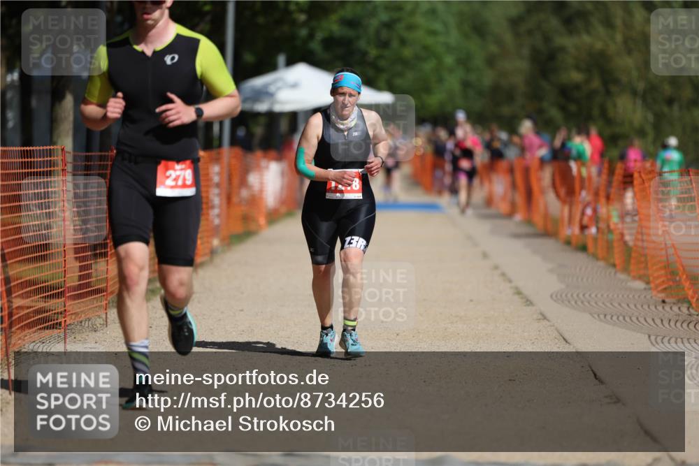 07.09.2025 - 19. Norderstedt Triathlon Michael Strokosch http://msf.ph/oto/8734256 07.09.2025 12:17:02 Laufen 279, 1218 meine-sportfotos.de