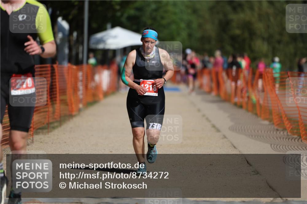 07.09.2025 - 19. Norderstedt Triathlon Michael Strokosch http://msf.ph/oto/8734272 07.09.2025 12:17:04 Laufen 279, 1218 meine-sportfotos.de