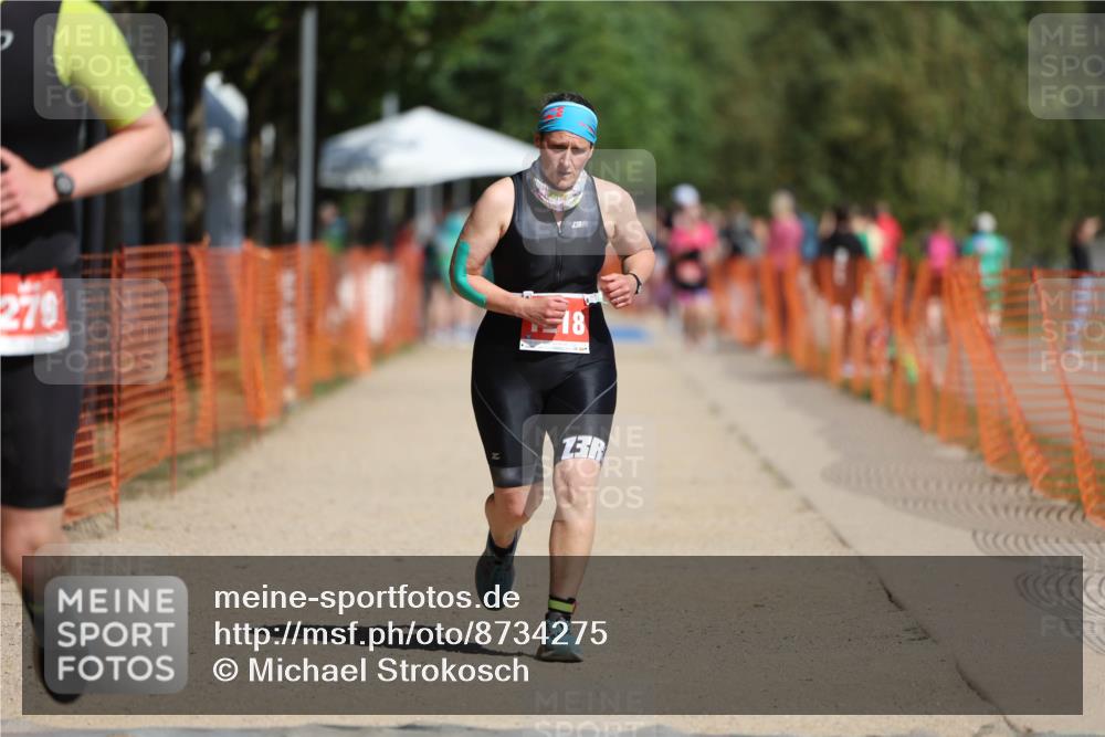 07.09.2025 - 19. Norderstedt Triathlon Michael Strokosch http://msf.ph/oto/8734275 07.09.2025 12:17:04 Laufen 279, 1218 meine-sportfotos.de
