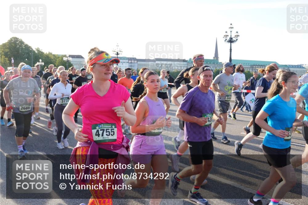 07.09.2025 - BARMER Alsterlauf Yannick Fuchs http://msf.ph/oto/8734292 07.09.2025 09:07:56 Laufen 2689, 3731, 36, 4755, 420, 344 meine-sportfotos.de