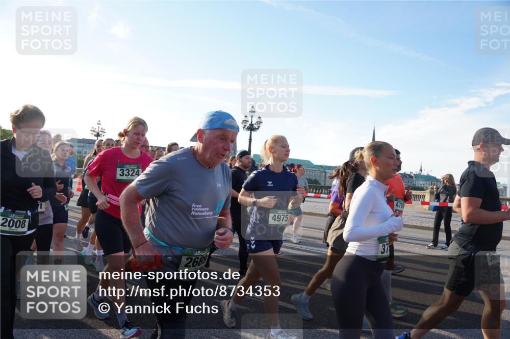 07.09.2025 - BARMER Alsterlauf Yannick Fuchs http://msf.ph/oto/8734353 07.09.2025 09:07:58 Laufen 2008, 3324, 2689, 4975, 37, 4789, 36 meine-sportfotos.de