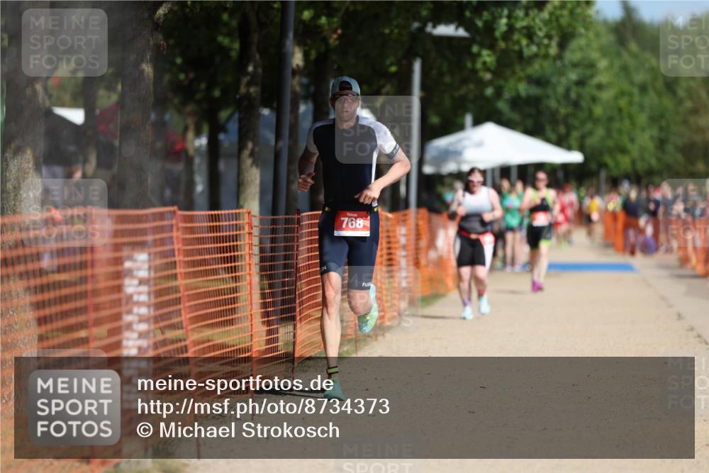07.09.2025 - 19. Norderstedt Triathlon Michael Strokosch http://msf.ph/oto/8734373 07.09.2025 12:17:47 Laufen 768 meine-sportfotos.de