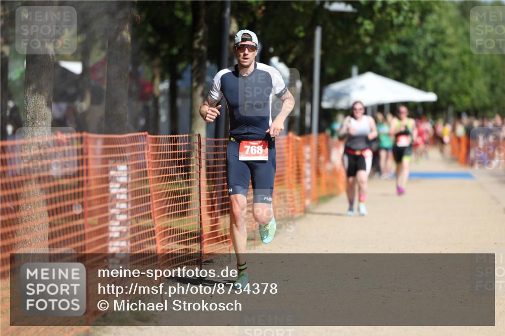 07.09.2025 - 19. Norderstedt Triathlon Michael Strokosch http://msf.ph/oto/8734378 07.09.2025 12:17:47 Laufen 768 meine-sportfotos.de