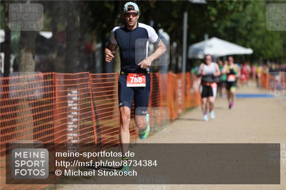 07.09.2025 - 19. Norderstedt Triathlon Michael Strokosch http://msf.ph/oto/8734384 07.09.2025 12:17:48 Laufen 768 meine-sportfotos.de
