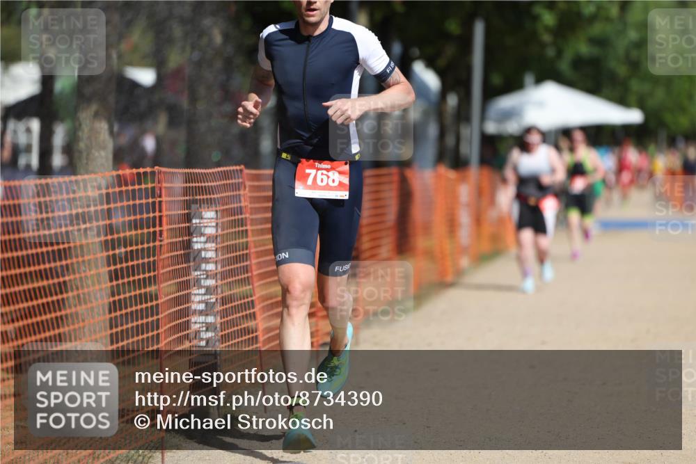 07.09.2025 - 19. Norderstedt Triathlon Michael Strokosch http://msf.ph/oto/8734390 07.09.2025 12:17:48 Laufen 768 meine-sportfotos.de