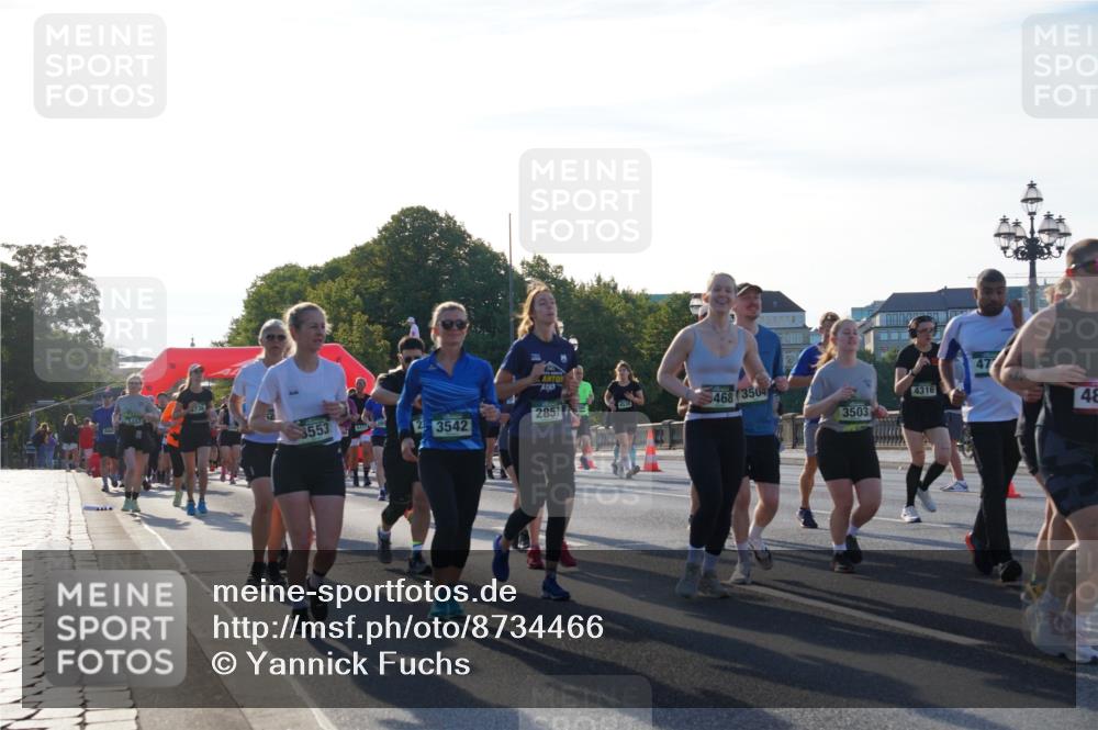 07.09.2025 - BARMER Alsterlauf Yannick Fuchs http://msf.ph/oto/8734466 07.09.2025 09:08:06 Laufen 468, 3504, 3553, 2857, 3542, 4316, 3503, 48 meine-sportfotos.de