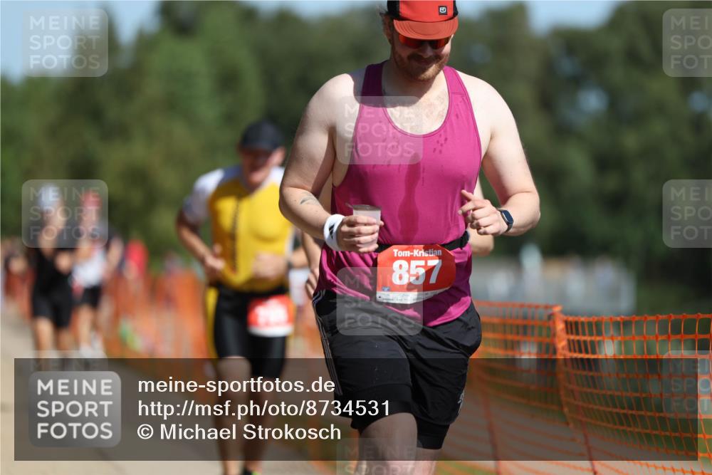 07.09.2025 - 19. Norderstedt Triathlon Michael Strokosch http://msf.ph/oto/8734531 07.09.2025 12:18:23 Laufen 203, 237, 795, 857, 1313, 1371 meine-sportfotos.de