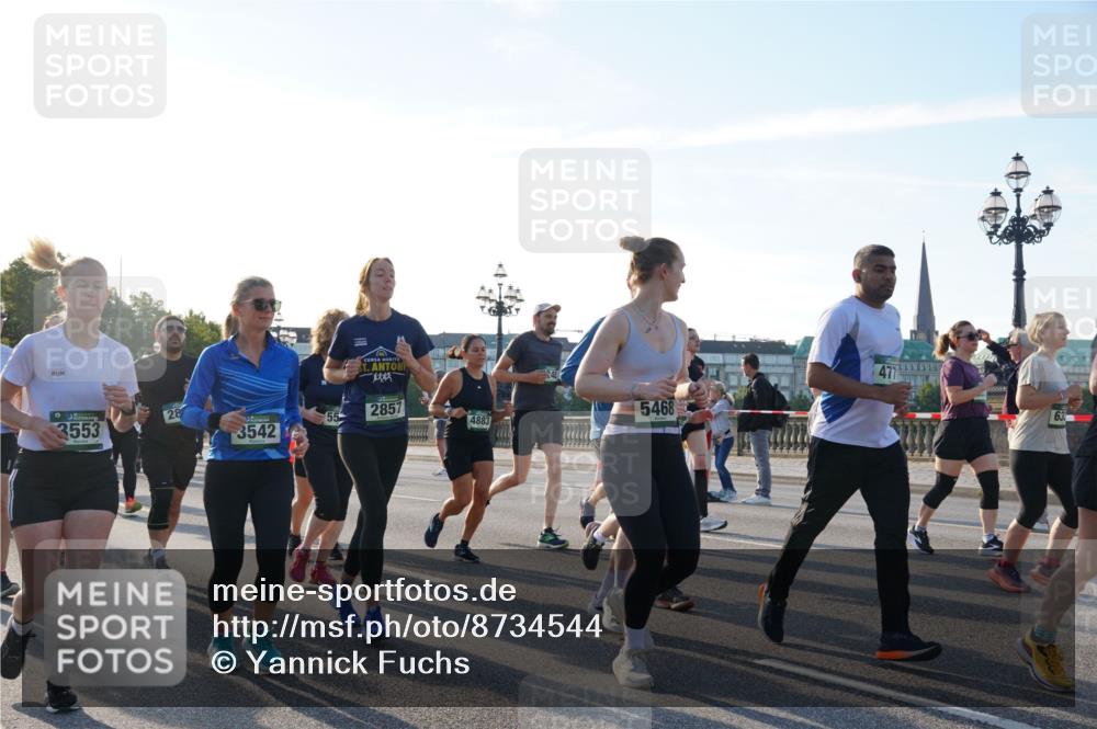 07.09.2025 - BARMER Alsterlauf Yannick Fuchs http://msf.ph/oto/8734544 07.09.2025 09:08:08 Laufen 0, 3553, 477, 2857, 55, 5468, 4883, 3542, 63 meine-sportfotos.de