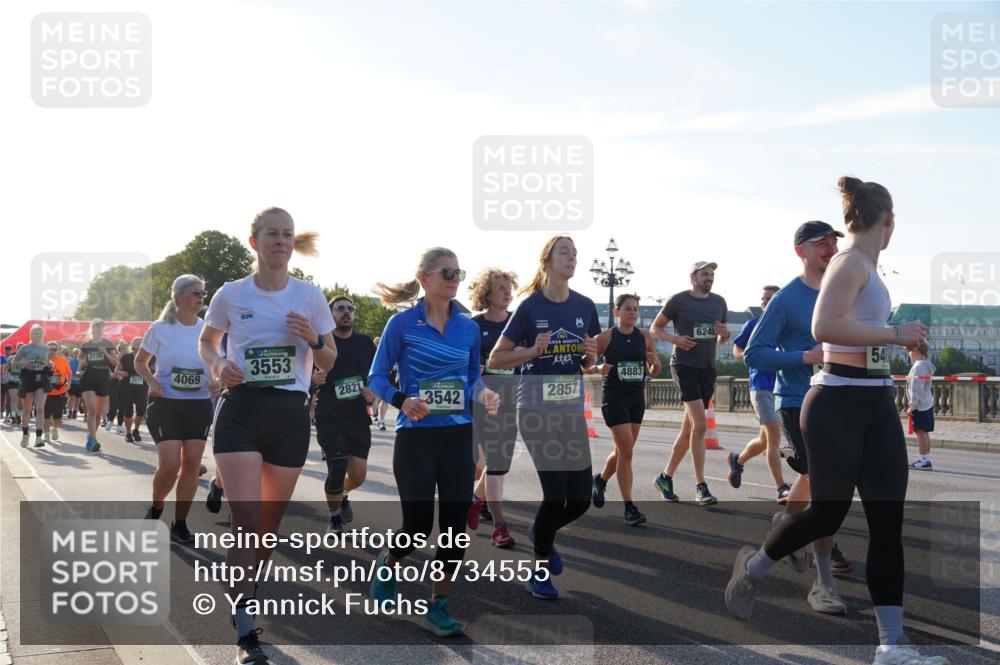 07.09.2025 - BARMER Alsterlauf Yannick Fuchs http://msf.ph/oto/8734555 07.09.2025 09:08:09 Laufen 3487, 2736, 2677, 4069, 3553, 2821, 3542, 1, 2857, 4883, 6245, 54 meine-sportfotos.de