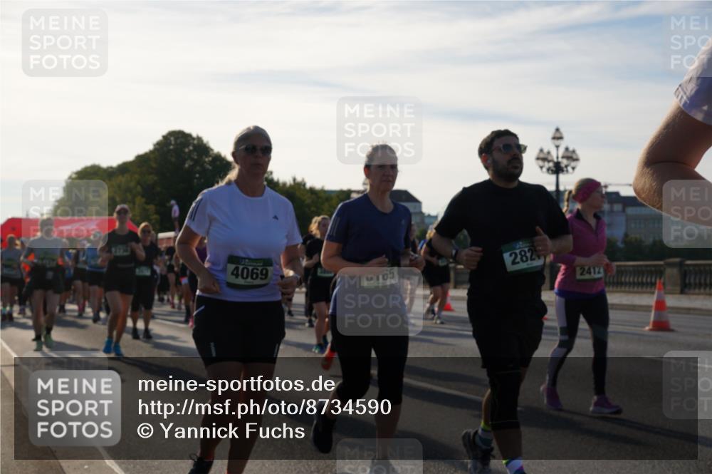 07.09.2025 - BARMER Alsterlauf Yannick Fuchs http://msf.ph/oto/8734590 07.09.2025 09:08:10 Laufen 4069, 165, 282, 2412 meine-sportfotos.de