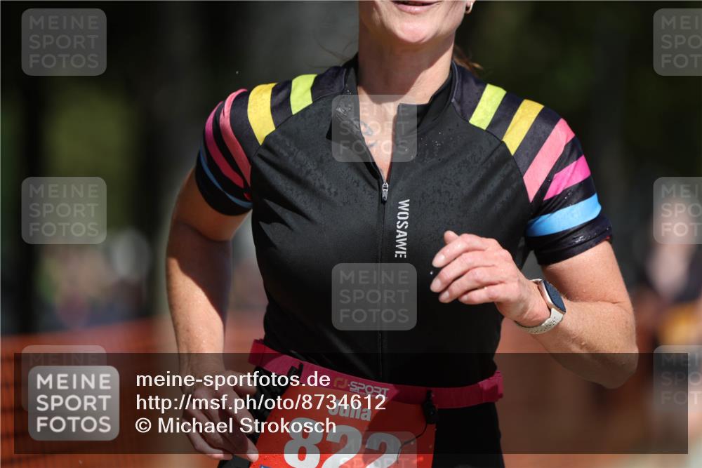 07.09.2025 - 19. Norderstedt Triathlon Michael Strokosch http://msf.ph/oto/8734612 07.09.2025 12:18:39 Laufen 822, 1159, 1372 meine-sportfotos.de