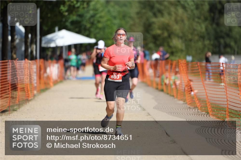 07.09.2025 - 19. Norderstedt Triathlon Michael Strokosch http://msf.ph/oto/8734651 07.09.2025 12:18:46 Laufen 201, 803, 1159 meine-sportfotos.de