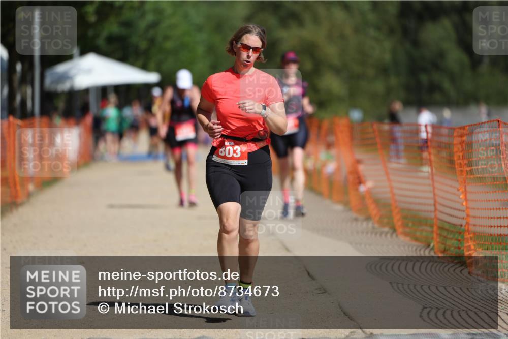 07.09.2025 - 19. Norderstedt Triathlon Michael Strokosch http://msf.ph/oto/8734673 07.09.2025 12:18:48 Laufen 201, 803 meine-sportfotos.de