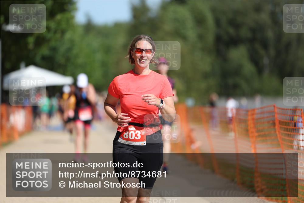 07.09.2025 - 19. Norderstedt Triathlon Michael Strokosch http://msf.ph/oto/8734681 07.09.2025 12:18:49 Laufen 201, 803 meine-sportfotos.de