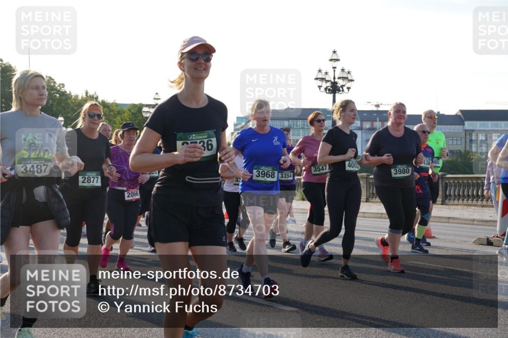 07.09.2025 - BARMER Alsterlauf Yannick Fuchs http://msf.ph/oto/8734703 07.09.2025 09:08:13 Laufen 3487, 193, 2877, 2066, 2, 36, 3968, 3354, 3547, 4003, 439, 80, 3980 meine-sportfotos.de