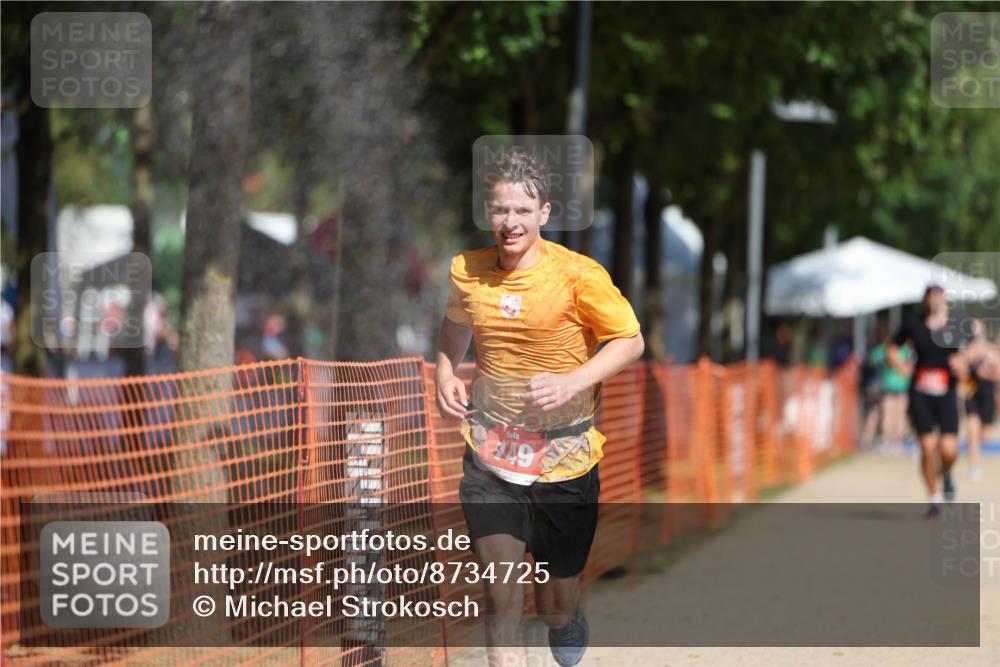 07.09.2025 - 19. Norderstedt Triathlon Michael Strokosch http://msf.ph/oto/8734725 07.09.2025 12:18:58 Laufen 149, 201, 1381 meine-sportfotos.de