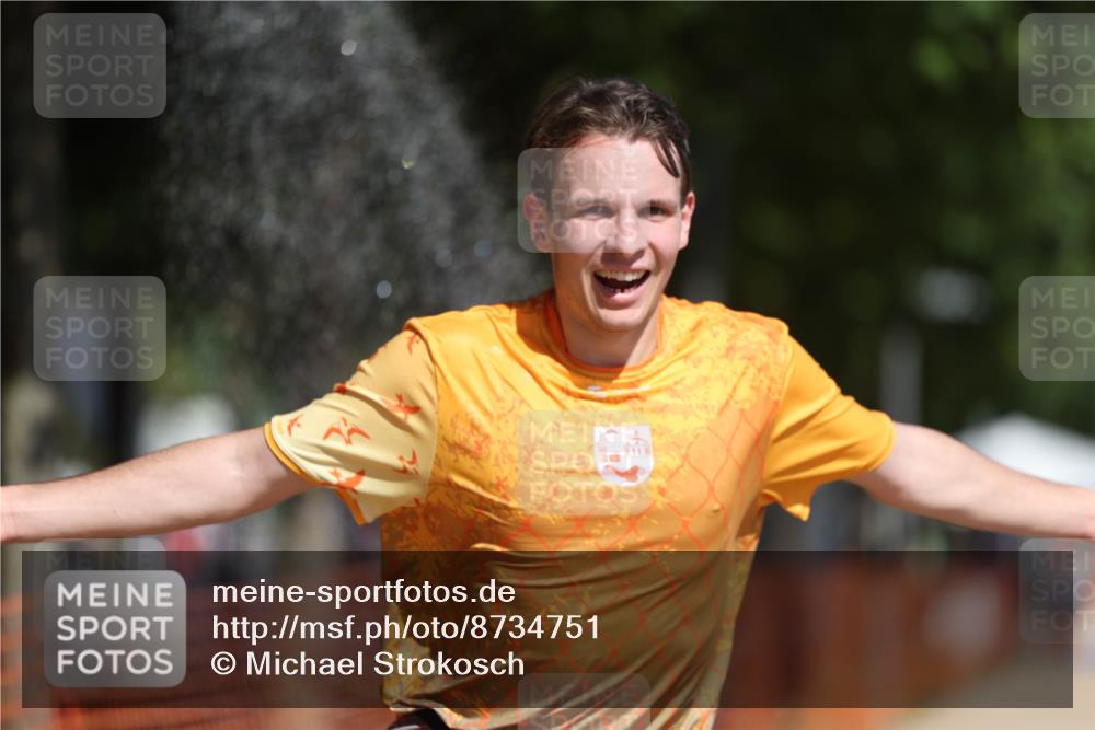 07.09.2025 - 19. Norderstedt Triathlon Michael Strokosch http://msf.ph/oto/8734751 07.09.2025 12:19:00 Laufen 149, 191, 1381 meine-sportfotos.de