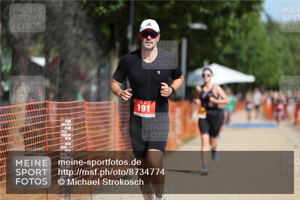 07.09.2025 - 19. Norderstedt Triathlon Michael Strokosch http://msf.ph/oto/8734774 07.09.2025 12:19:07 Laufen 191, 1187 meine-sportfotos.de