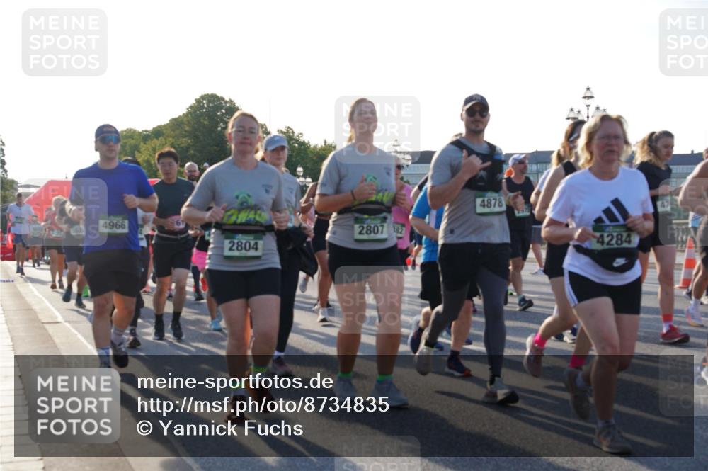 07.09.2025 - BARMER Alsterlauf Yannick Fuchs http://msf.ph/oto/8734835 07.09.2025 09:08:18 Laufen 4966, 560, 2807, 182, 2804, 4878, 2577, 4284 meine-sportfotos.de