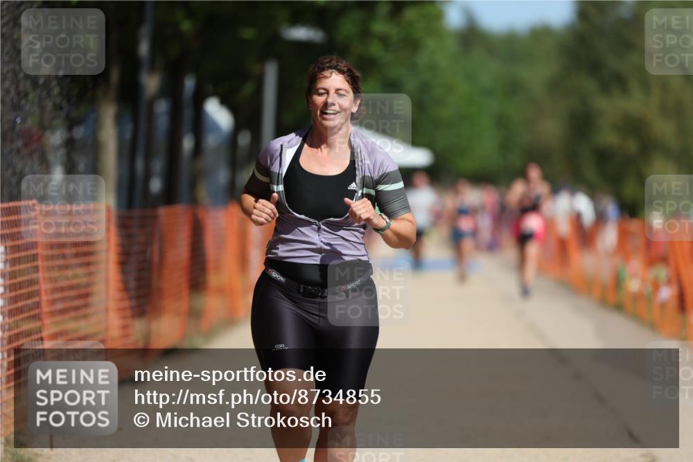 07.09.2025 - 19. Norderstedt Triathlon Michael Strokosch http://msf.ph/oto/8734855 07.09.2025 12:19:18 Laufen 1286 meine-sportfotos.de