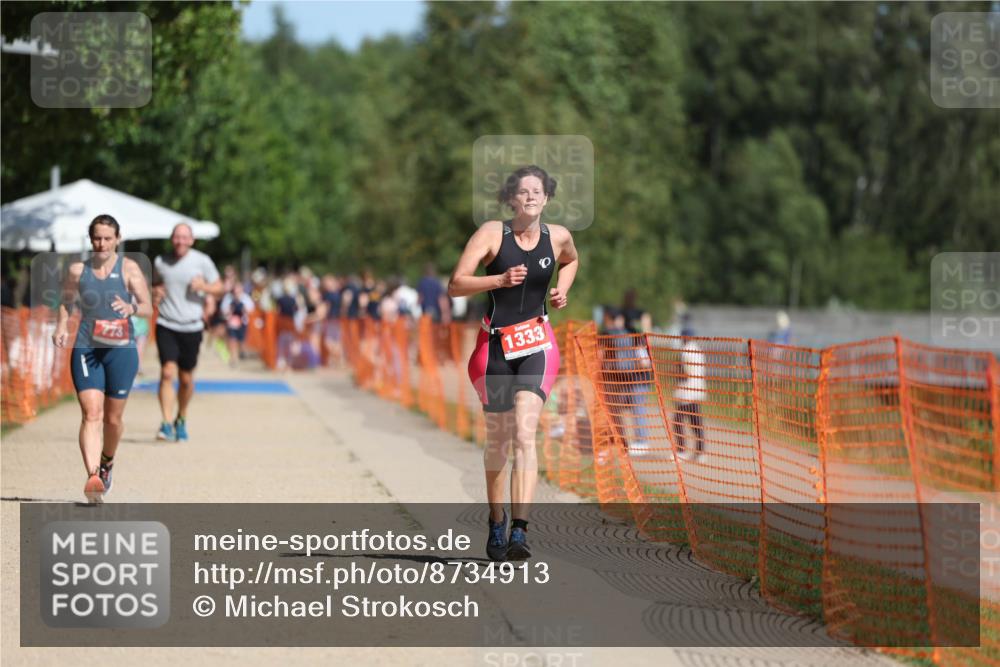 07.09.2025 - 19. Norderstedt Triathlon Michael Strokosch http://msf.ph/oto/8734913 07.09.2025 12:19:27 Laufen 773, 1333 meine-sportfotos.de