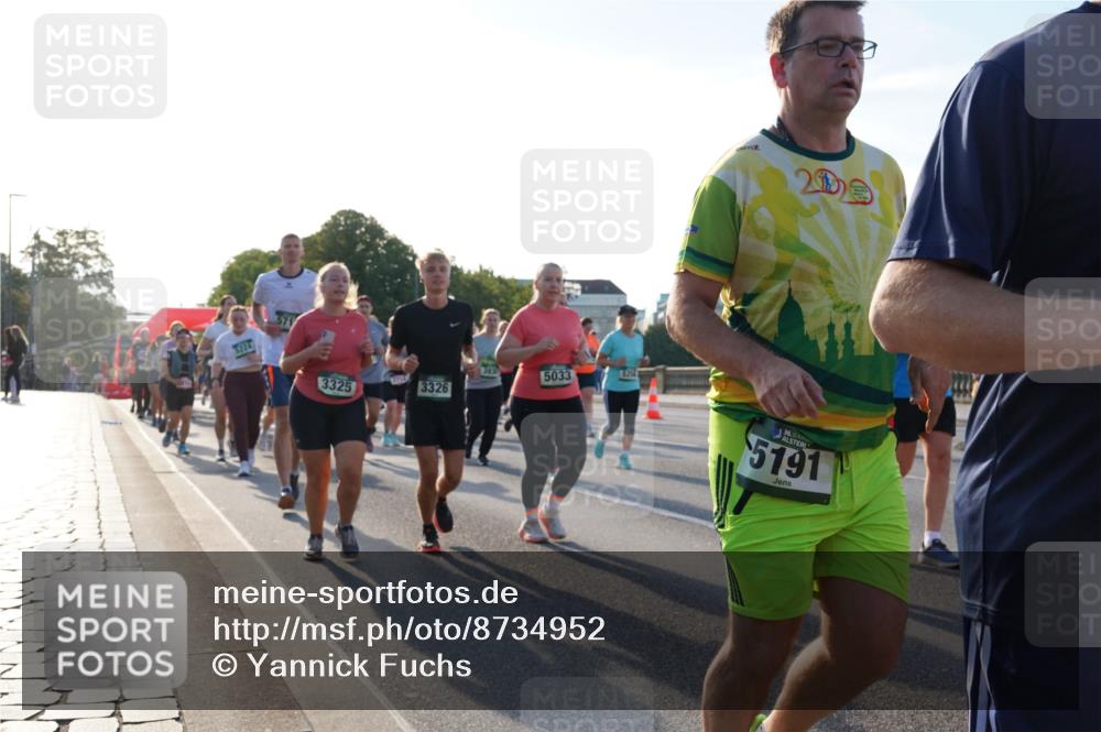 07.09.2025 - BARMER Alsterlauf Yannick Fuchs http://msf.ph/oto/8734952 07.09.2025 09:08:25 Laufen 3224, 3930, 3325, 5033, 5294, 3326, 219, 36, 5191 meine-sportfotos.de