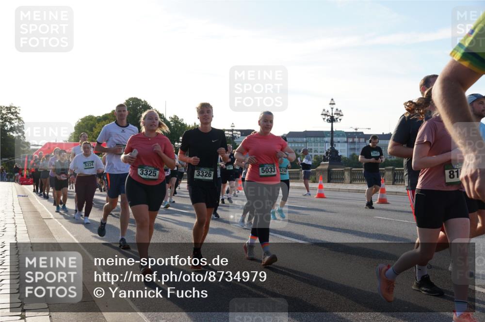 07.09.2025 - BARMER Alsterlauf Yannick Fuchs http://msf.ph/oto/8734979 07.09.2025 09:08:25 Laufen 8793, 5224, 1071, 5033, 5256, 3325, 14, 3326, 2563, 81 meine-sportfotos.de