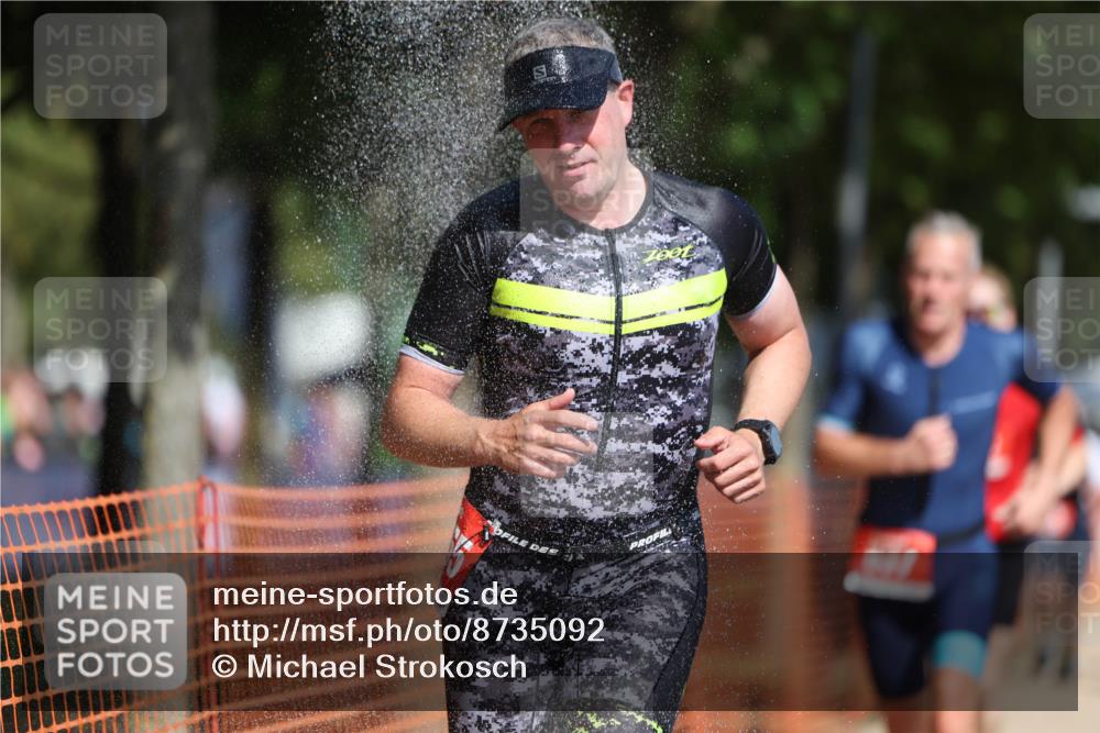 07.09.2025 - 19. Norderstedt Triathlon Michael Strokosch http://msf.ph/oto/8735092 07.09.2025 12:19:49 Laufen 215, 791, 837, 862, 1265 meine-sportfotos.de
