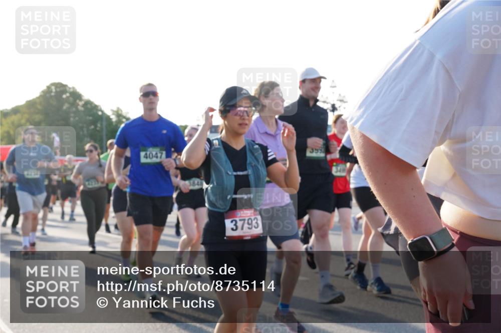 07.09.2025 - BARMER Alsterlauf Yannick Fuchs http://msf.ph/oto/8735114 07.09.2025 09:08:30 Laufen 4047, 3793, 359 meine-sportfotos.de