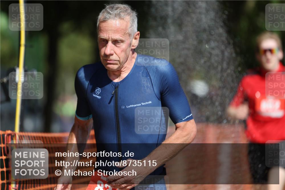 07.09.2025 - 19. Norderstedt Triathlon Michael Strokosch http://msf.ph/oto/8735115 07.09.2025 12:19:51 Laufen 215, 791, 815, 837, 862, 1265 meine-sportfotos.de