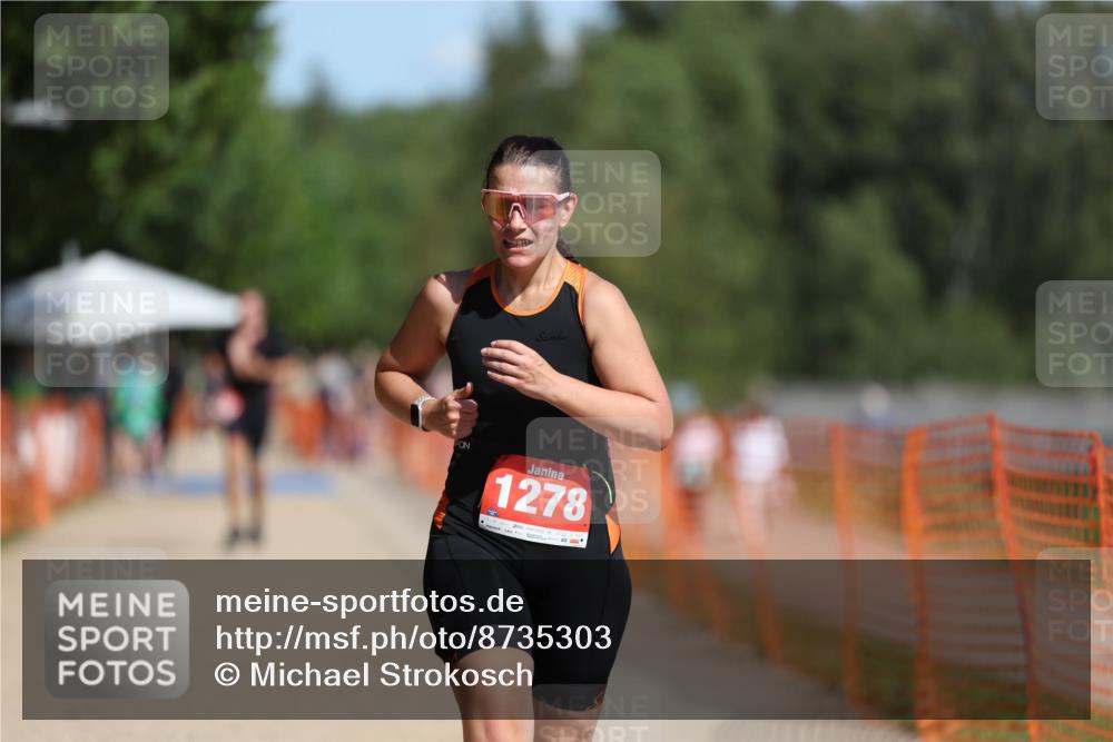 07.09.2025 - 19. Norderstedt Triathlon Michael Strokosch http://msf.ph/oto/8735303 07.09.2025 12:20:12 Laufen 140, 1278 meine-sportfotos.de