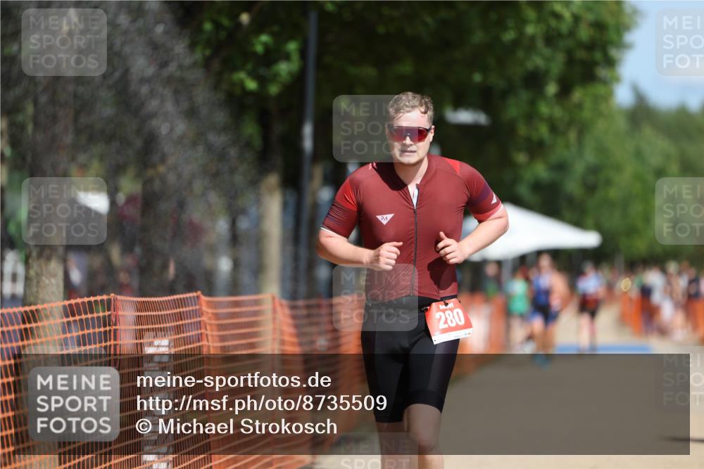 07.09.2025 - 19. Norderstedt Triathlon Michael Strokosch http://msf.ph/oto/8735509 07.09.2025 12:21:00 Laufen 280, 1258, 1368 meine-sportfotos.de