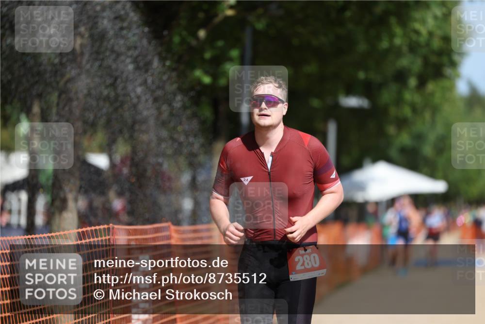 07.09.2025 - 19. Norderstedt Triathlon Michael Strokosch http://msf.ph/oto/8735512 07.09.2025 12:21:01 Laufen 280, 1258, 1368 meine-sportfotos.de