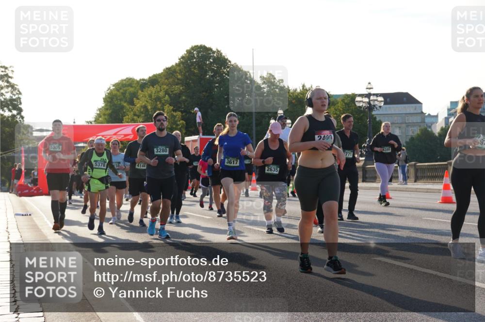 07.09.2025 - BARMER Alsterlauf Yannick Fuchs http://msf.ph/oto/8735523 07.09.2025 09:08:42 Laufen 5305, 5378, 3280, 3617, 159, 4144, 2635, 2489, 771 meine-sportfotos.de